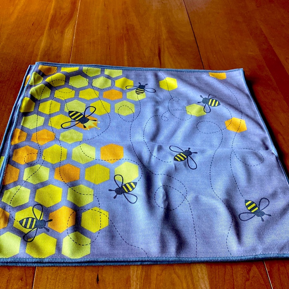 Norwex Window Cloth Bumble Bees